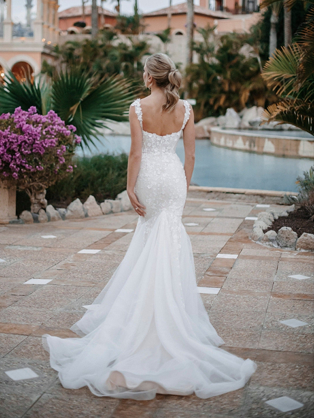 Allure Monika E261 - Size 14