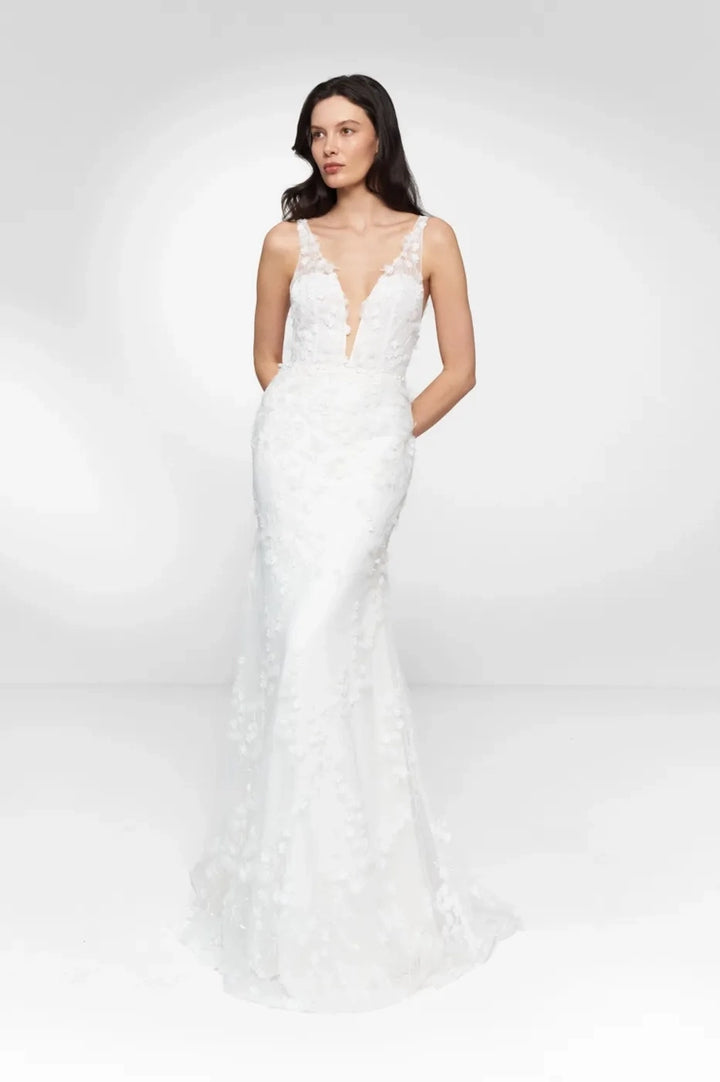 Anna Kara Tiana - Size 10