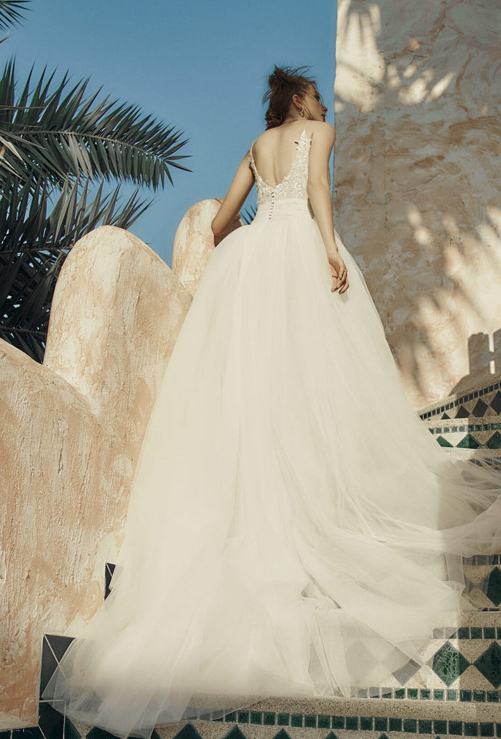 Beccar Carmi - Size 10