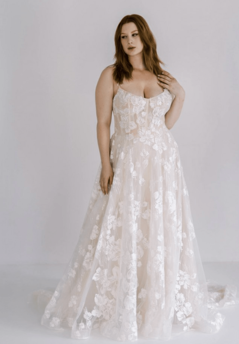 La Curve by Beccar Frankie Size 24 Luxe Redux Bridal