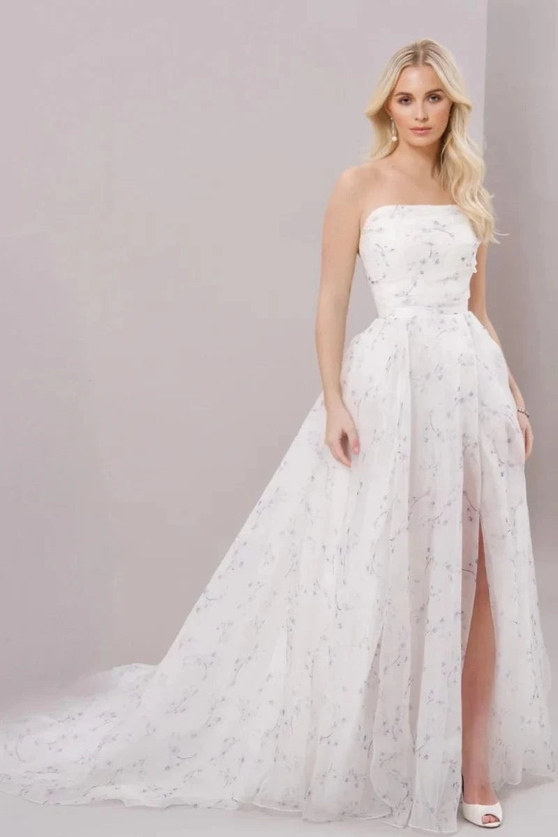 Caroline Castigliano Skye - Size 14 Caroline Castigliano Skye - Size 14
