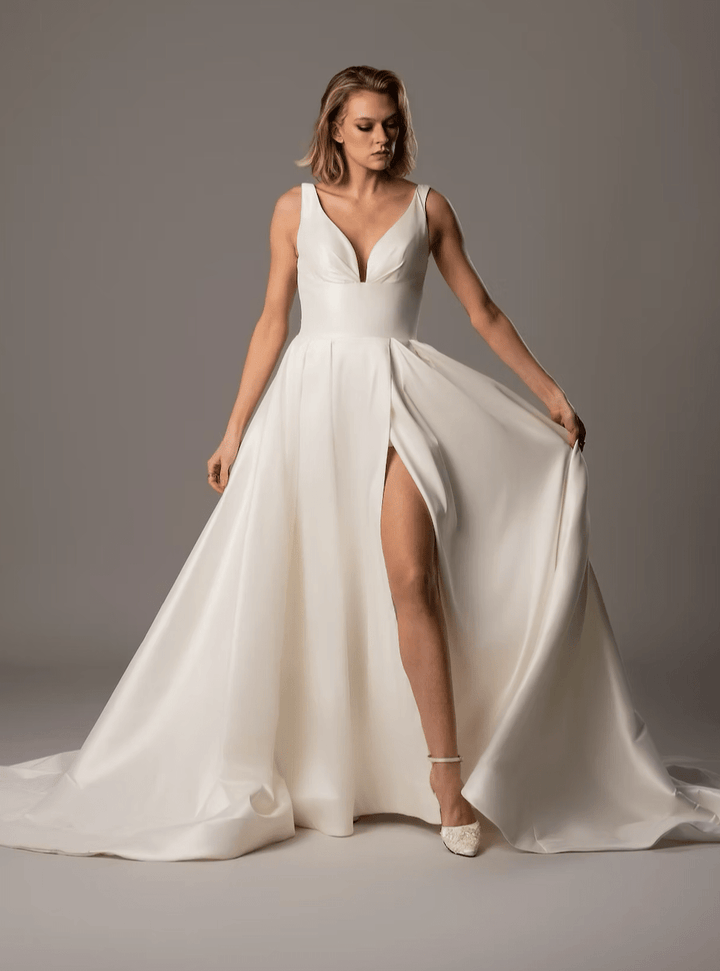 Colby John Maeve - Size 12