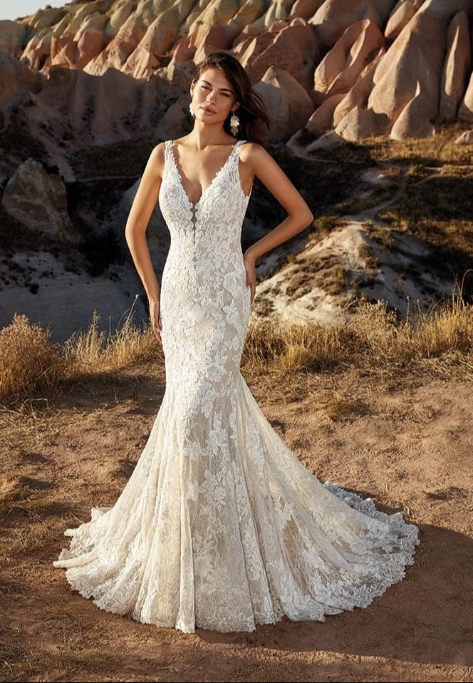 Eddy K. Alessandra DR2015 - Size 12