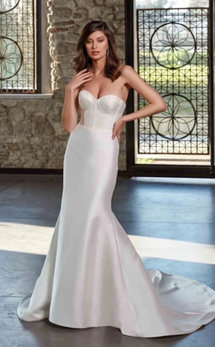 Eddy K. Deborah - Size 12