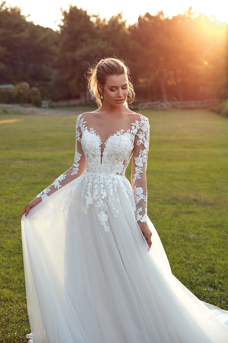 Bridal Veils - EK Designer Gowns