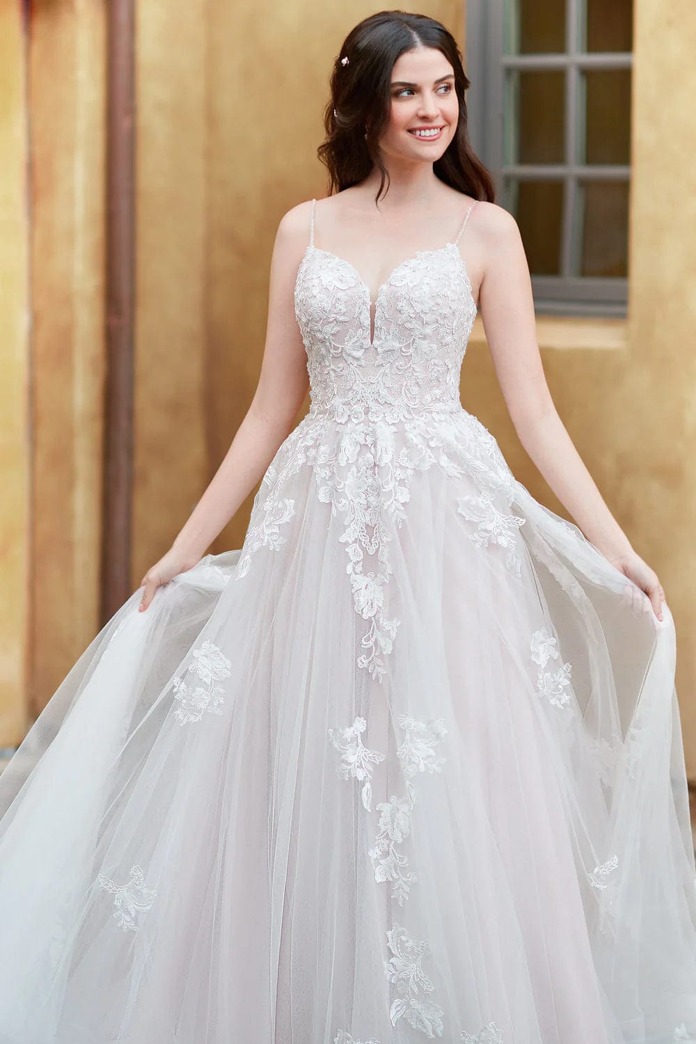 Ella Rosa BE554 - Size 6