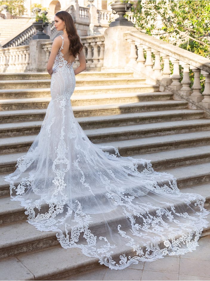 Élysée by Enzoani Volanges - Size 8