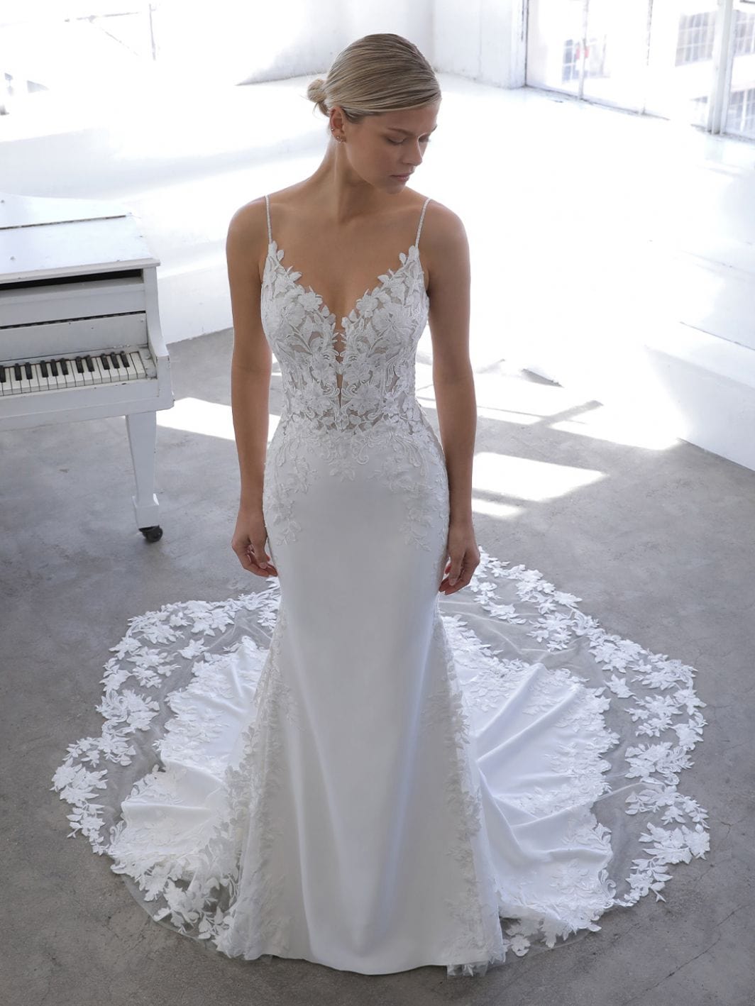 Blue by Enzoani Nigella - Size 8