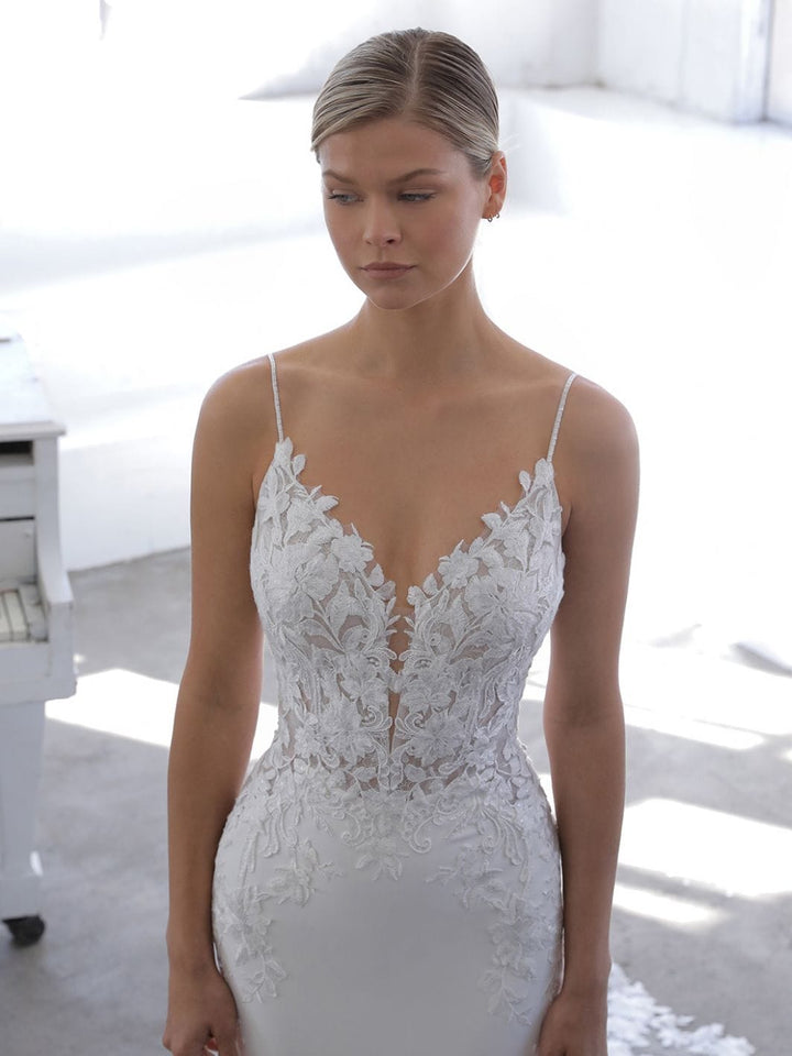 Blue by Enzoani Nigella - Size 8