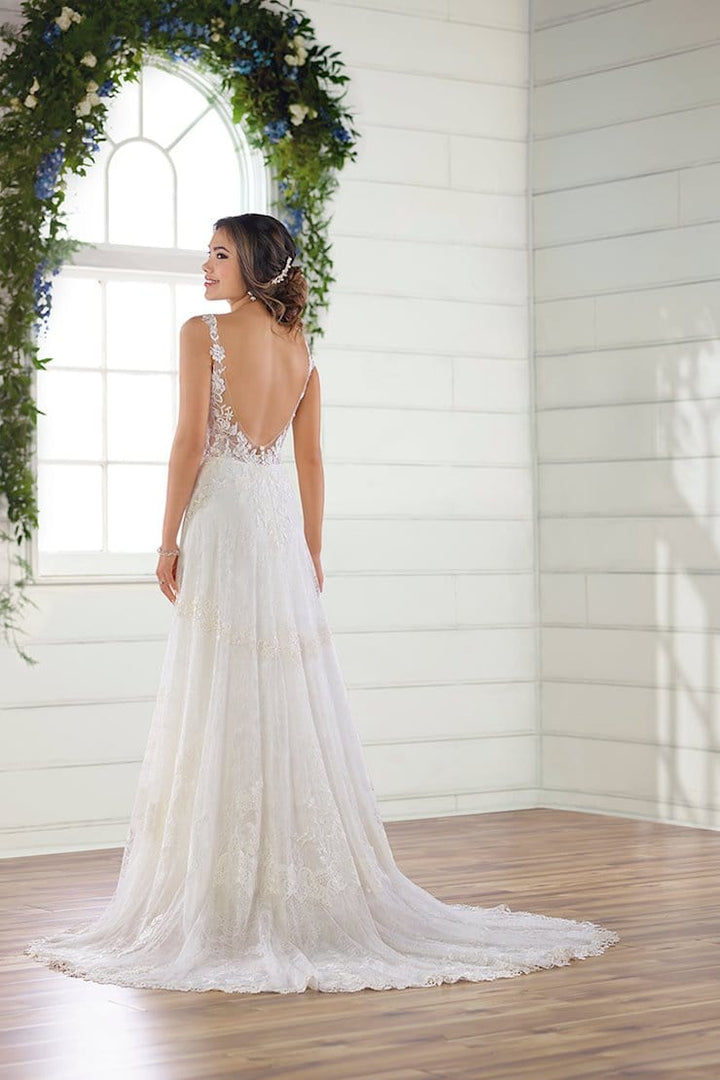 Essense of Australia D2872 - Size 10