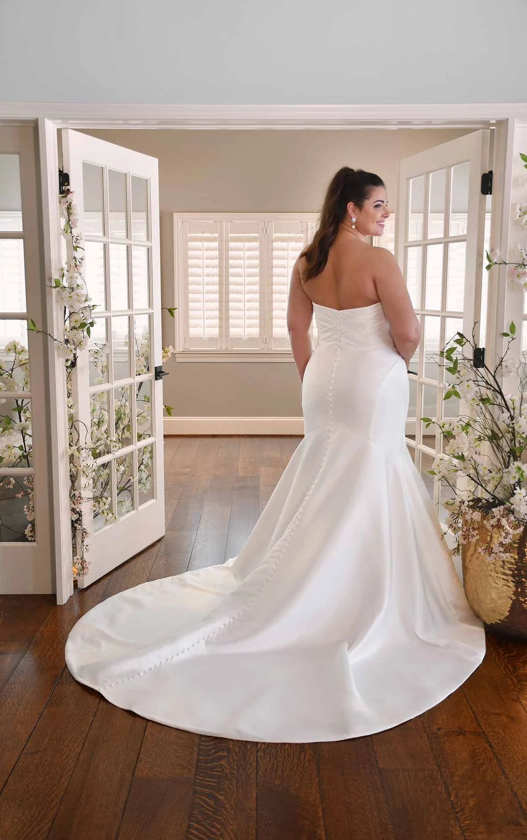 Essense of Australia D3340 - Size 24