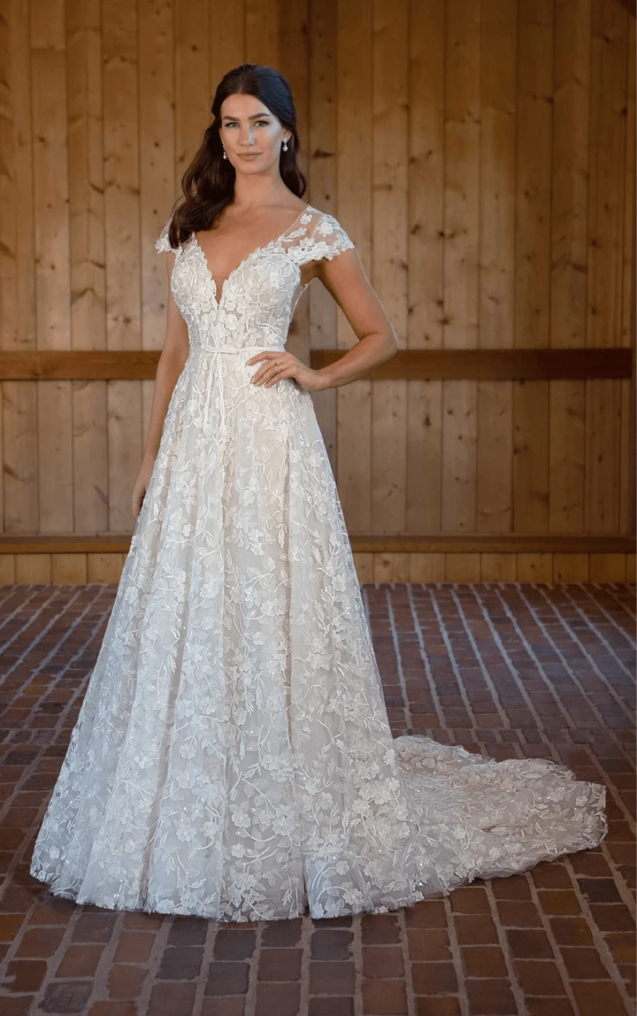 Essense of Australia D3487 - Size 12