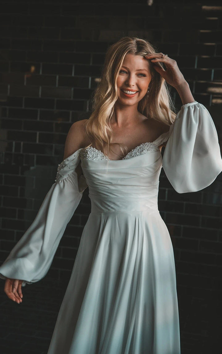 Essense of Australia D4087 - Size 14