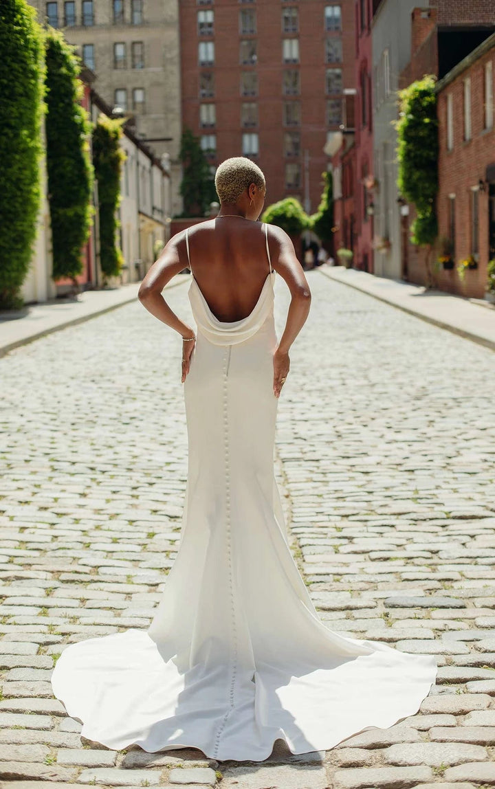 Essense of Australia D3524 - Size 16