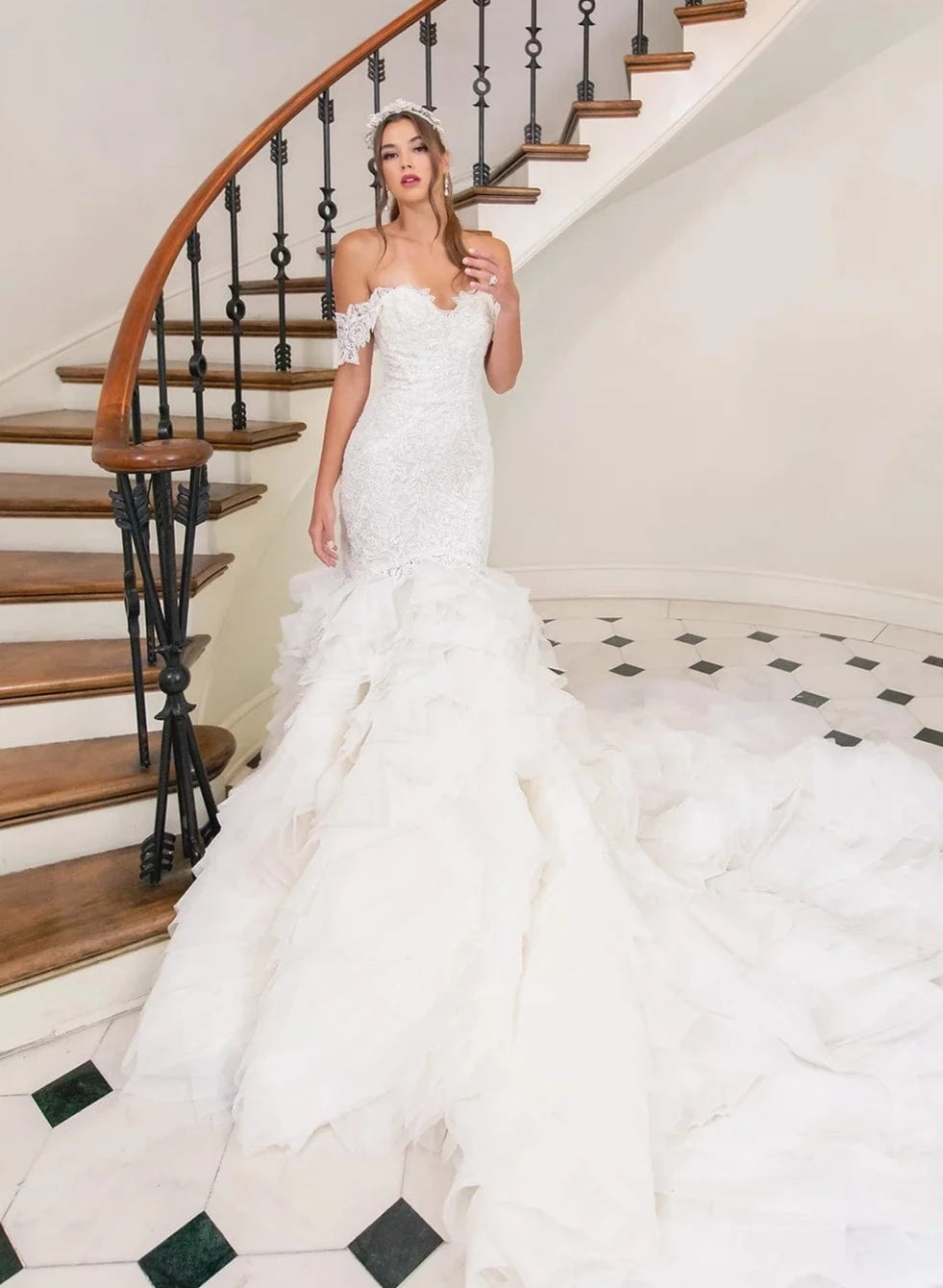 Estee Couture Bianca - Size 16