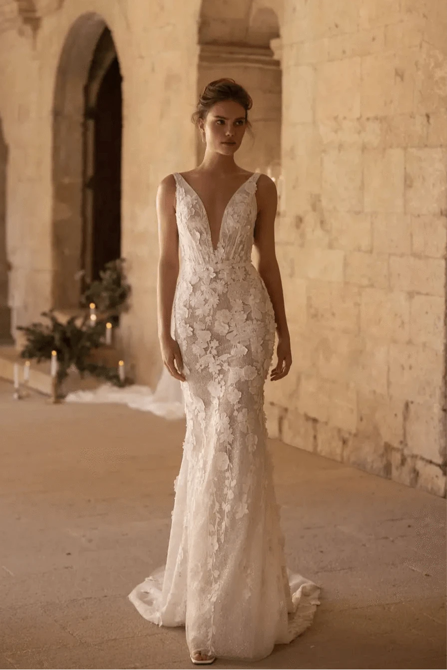 Eva Lendel Santiago - Size 10 Eva Lendel Santiago - Size 10