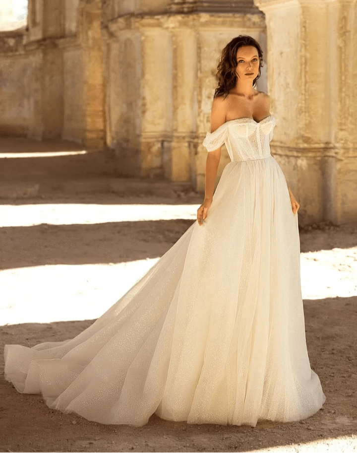 Eva Lendel Sky - Size 8