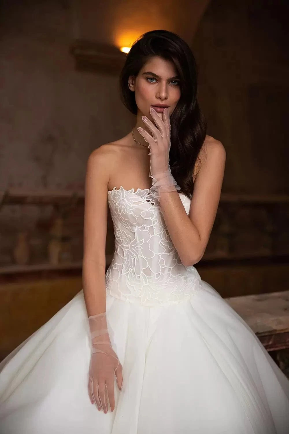 Eva Lendel Tasca - Size 10