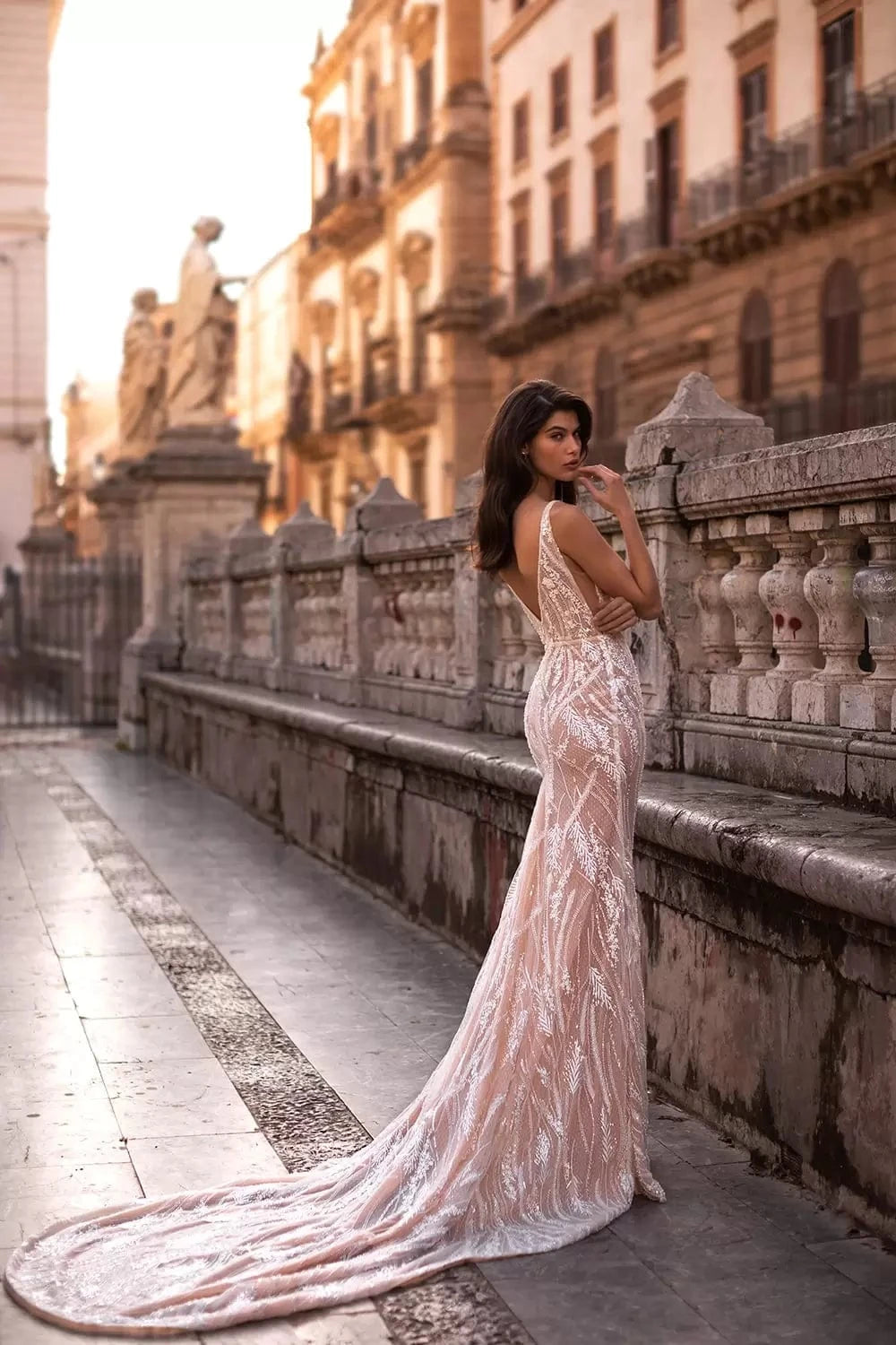 Eva Lendel Taylor - Size 10