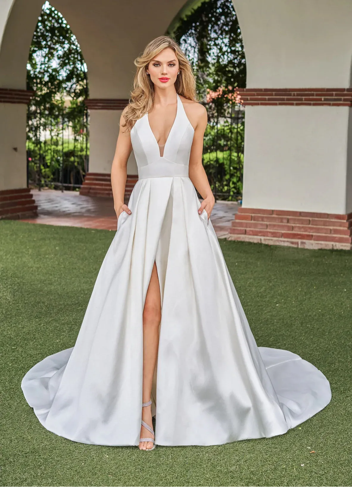 Jasmine Bridal Chloe T262018X - Size 4 Jasmine Bridal Chloe T262018X - Size 4