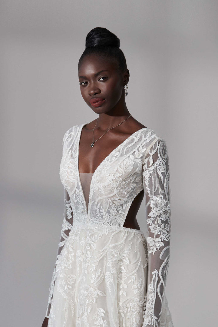 Signature by Justin Alexander Higgins - Size 14