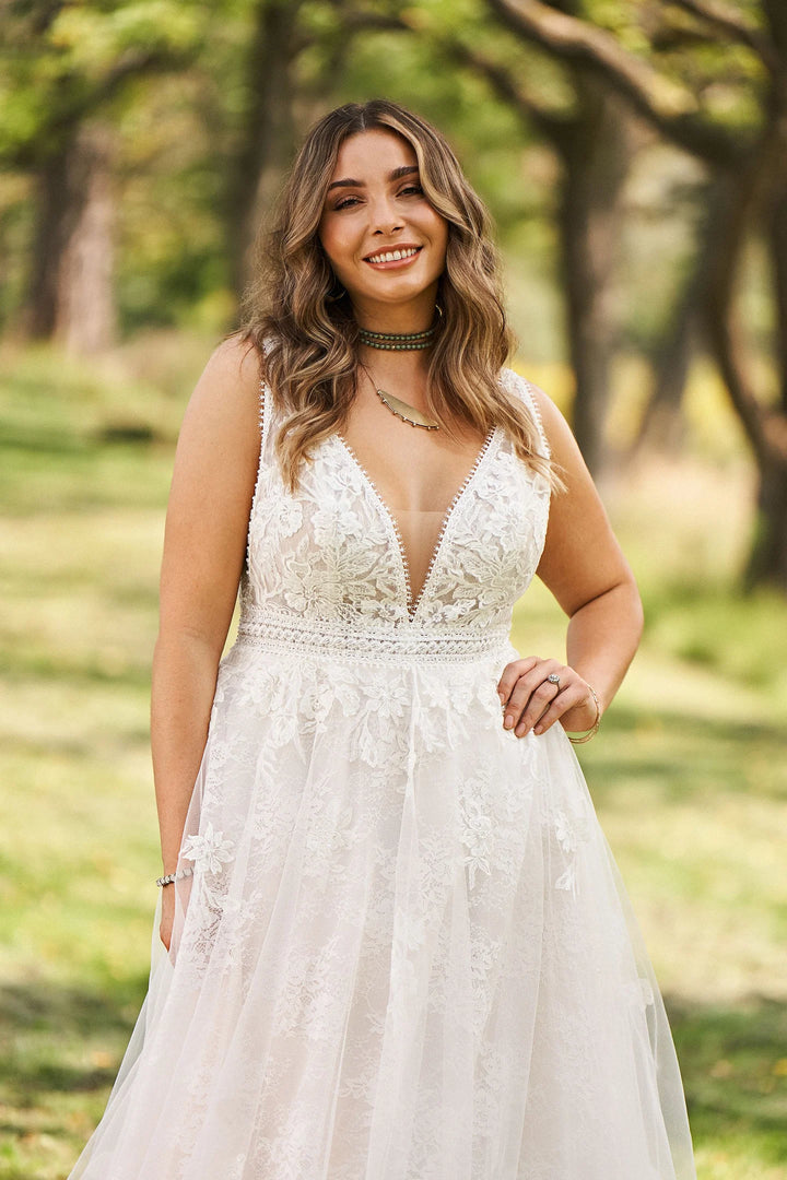 Lillian West 66170 - Size 22