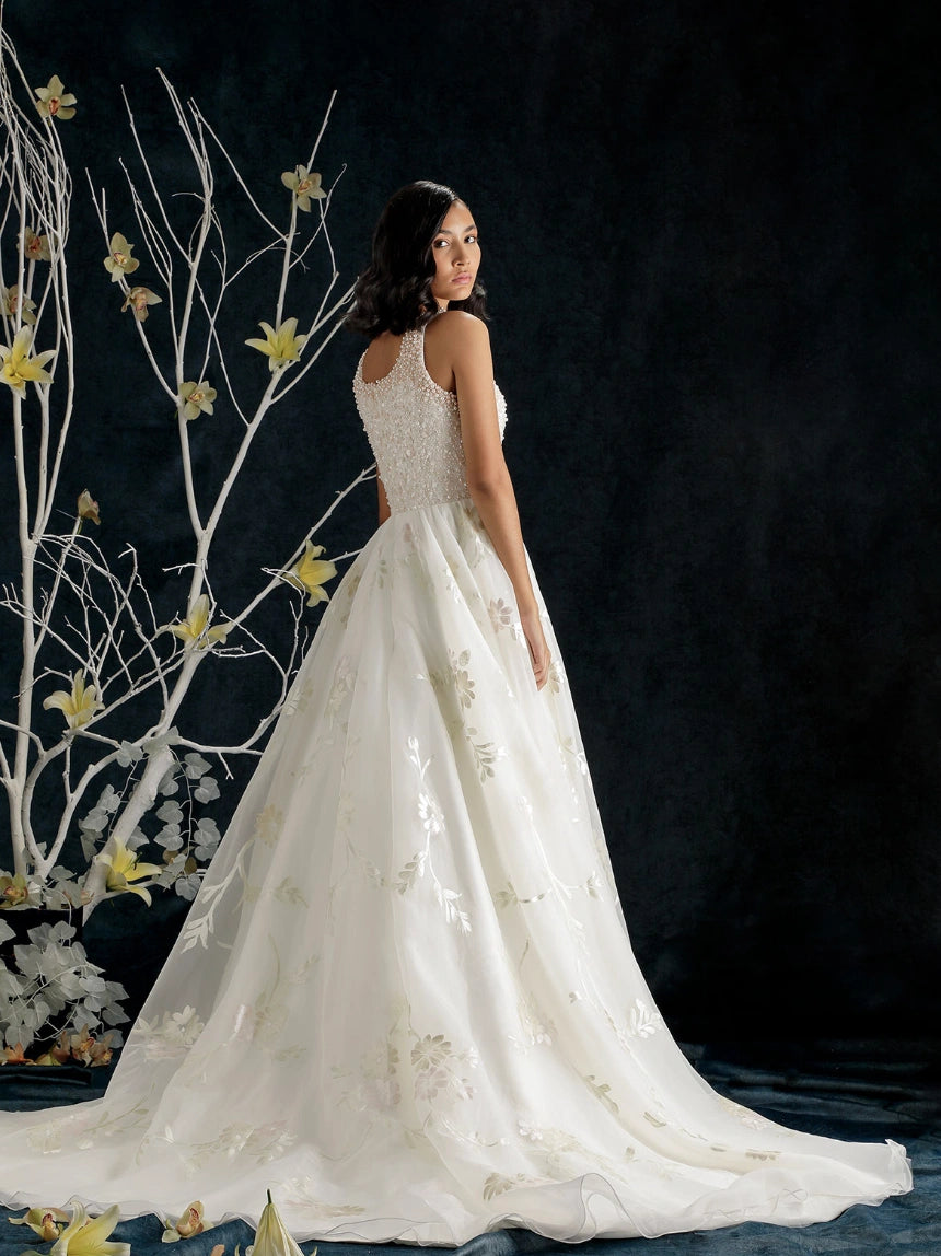 Lotus Threads 23152 - Size 4