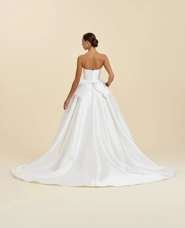 Luxe Privée Belle Bow