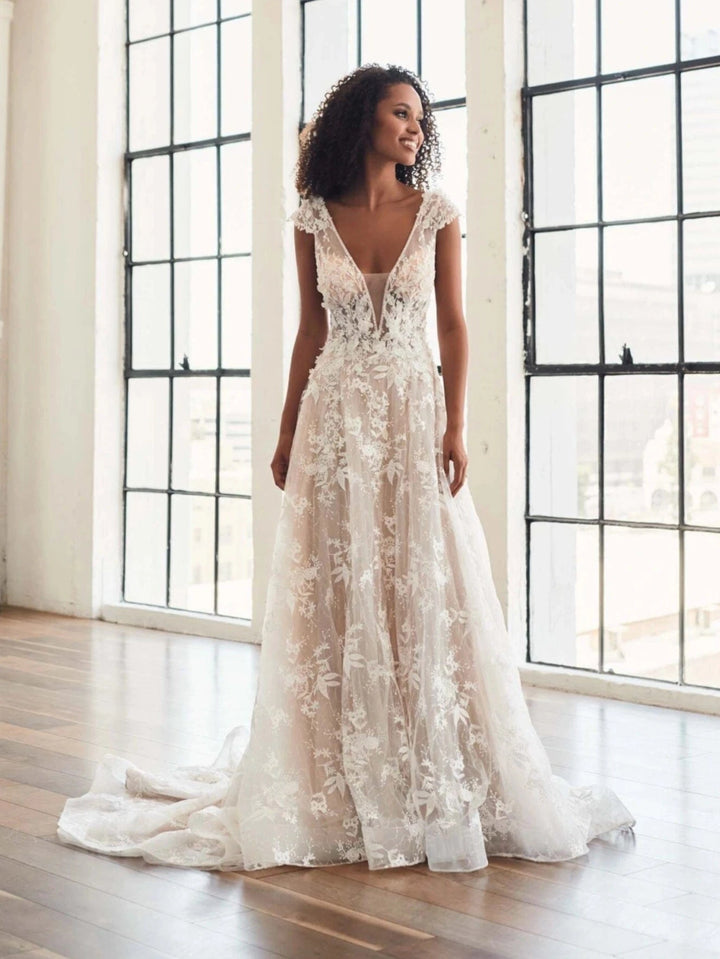 Madi Lane Nakira SR2335 - Size 18