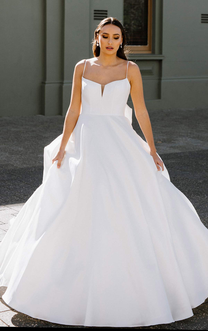 Martina Liana 1394 - Size 12