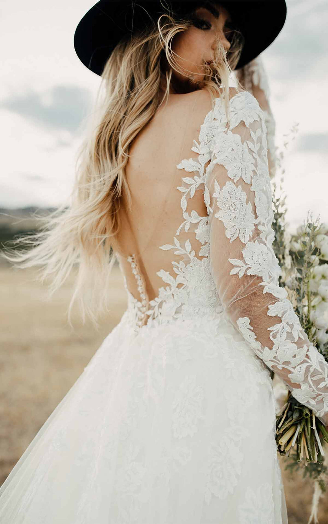 Martina Liana 1337 - Size 12