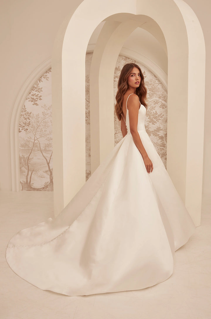 Mikaella M2526 - Size 14