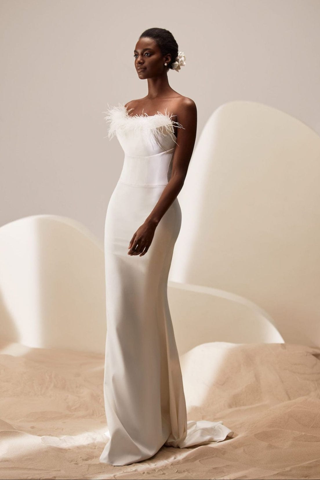 Milla Nova Amara - Size 6 – Luxe Redux Bridal