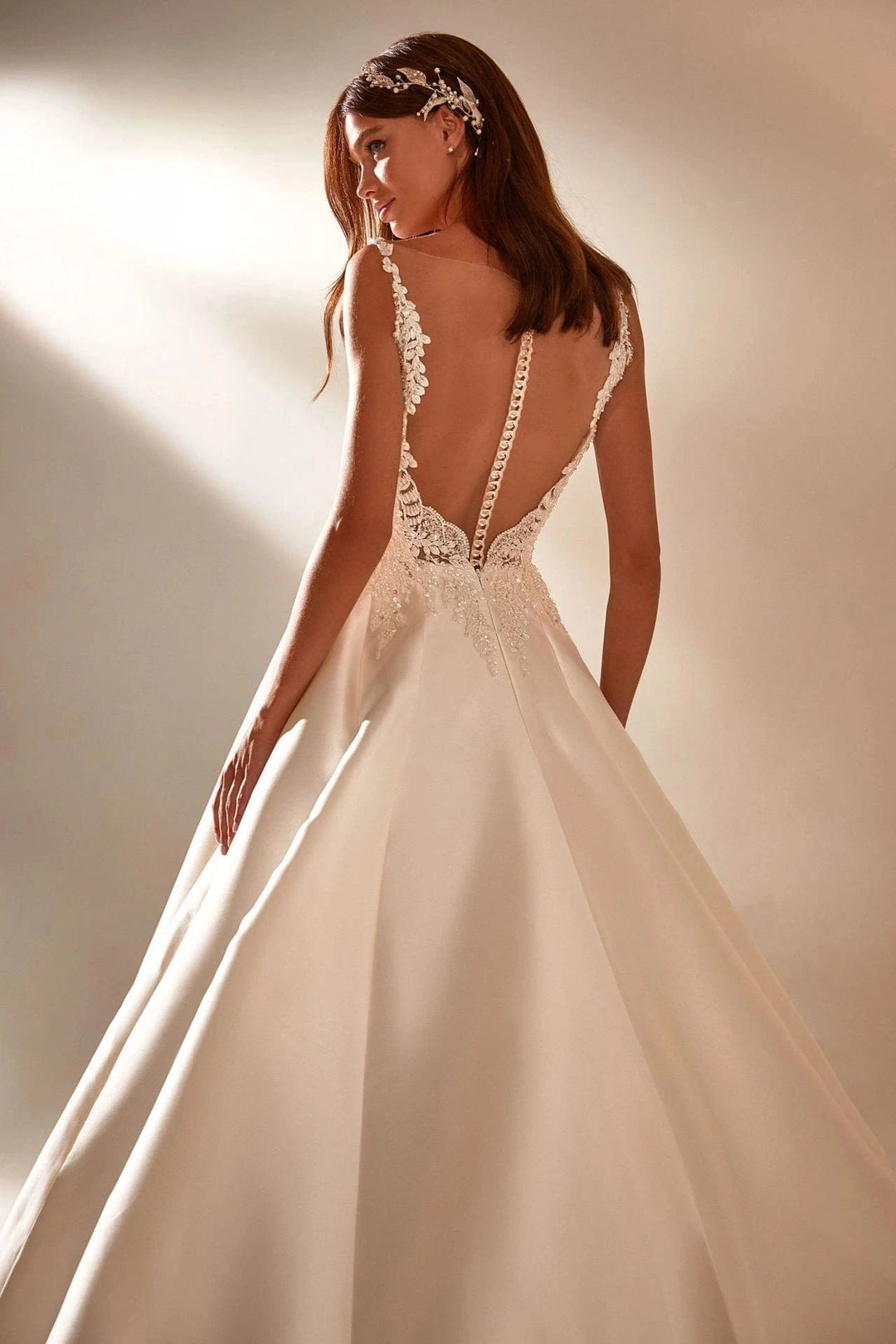 Milla Nova Anelia - Size 12