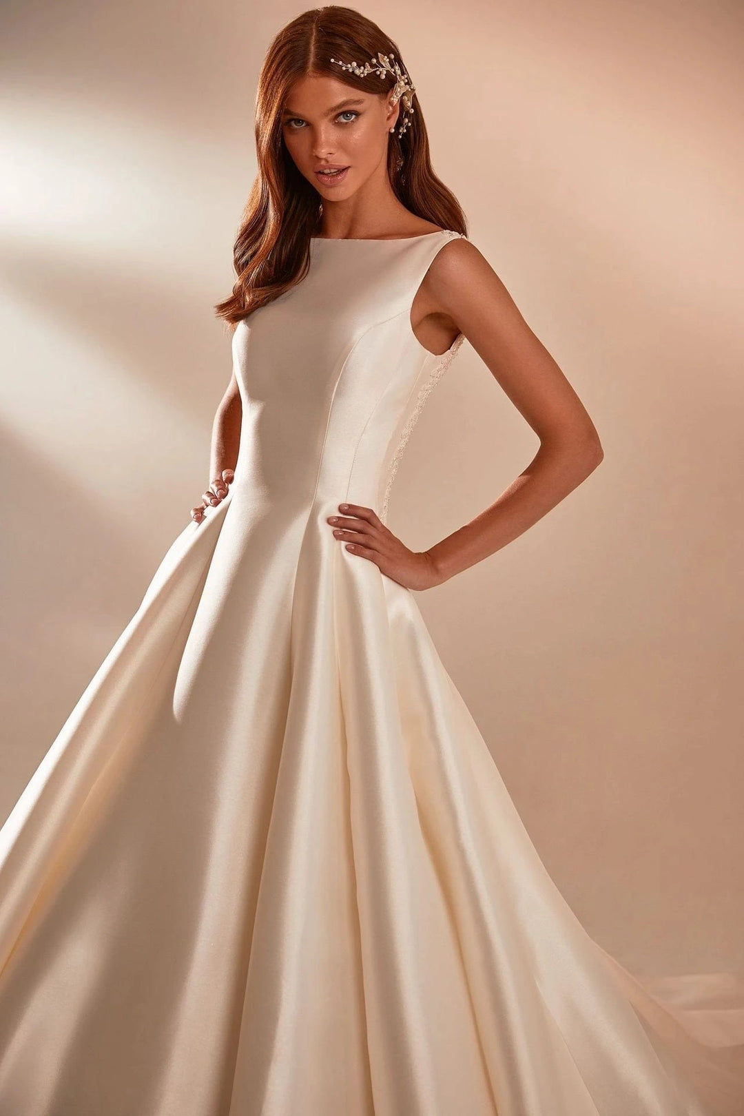 Milla Nova Anelia - Size 12