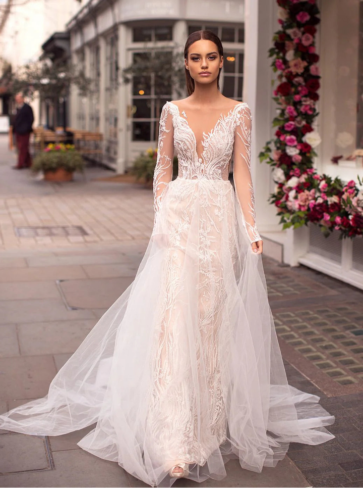 Milla Nova Chloe + Overskirt - Size 10