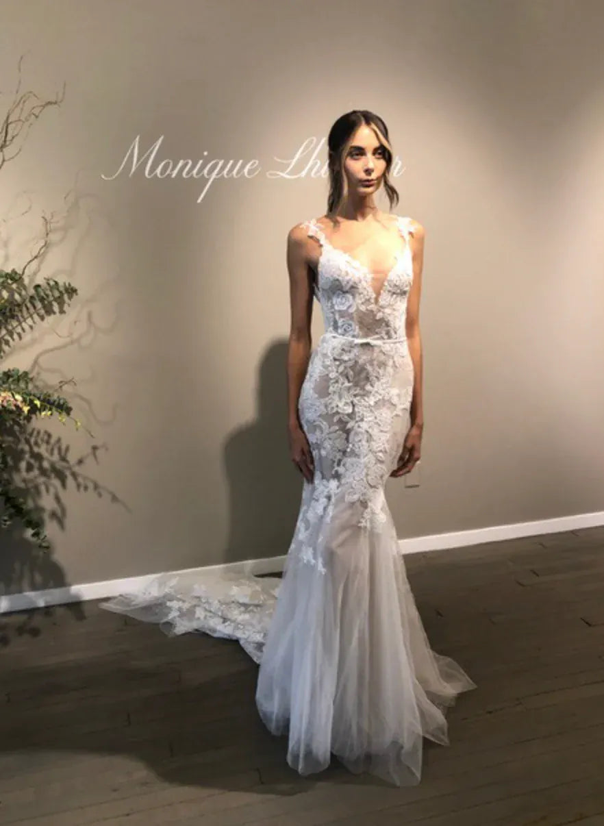 Monique Lhuillier Lafayette - Size 10 Monique Lhuillier Lafayette - Size 10