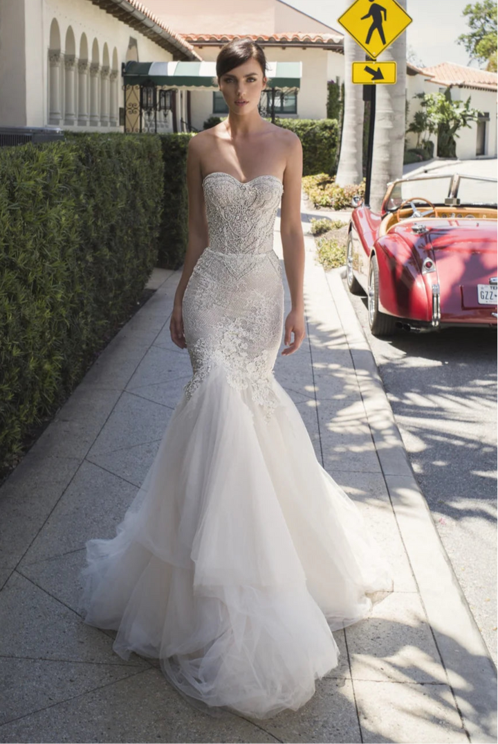 Netta BenShabu Maureen - Size 12