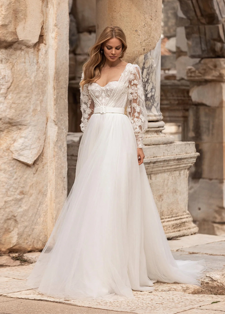 Oliver Martino Frida - SIze 8