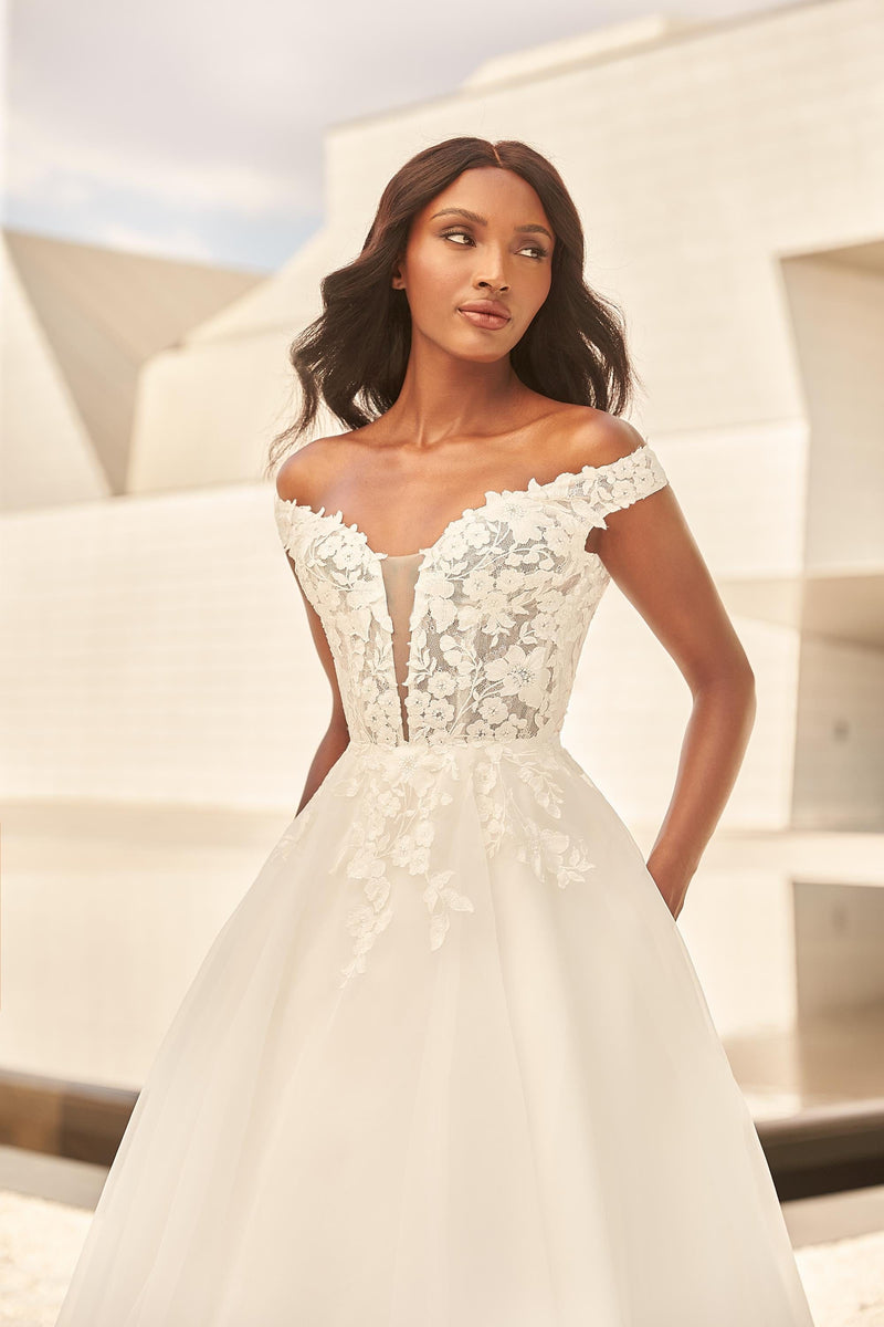 Paloma Blanca Lace Wedding Dresses