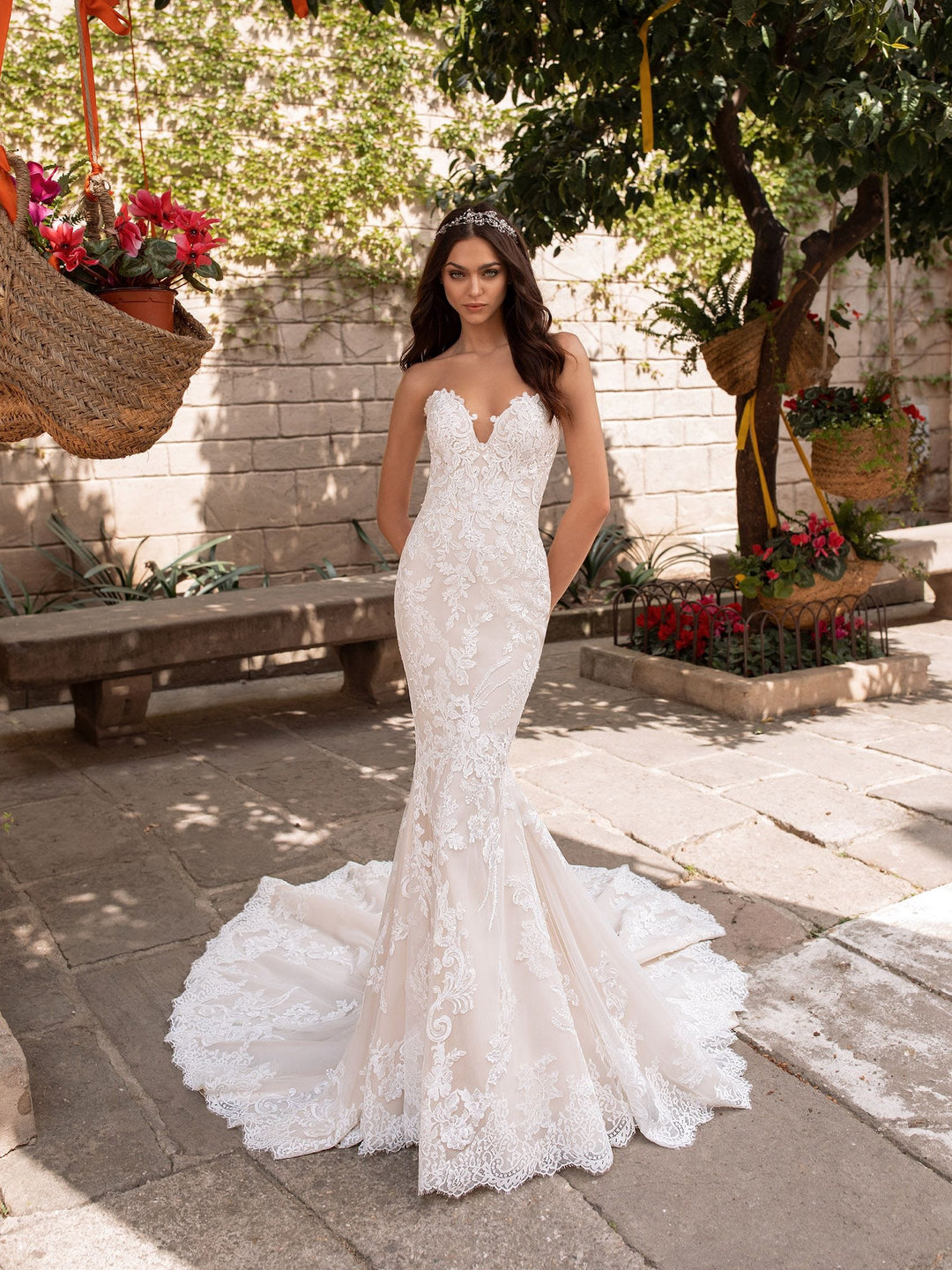 Pronovias Aegir - Size 12