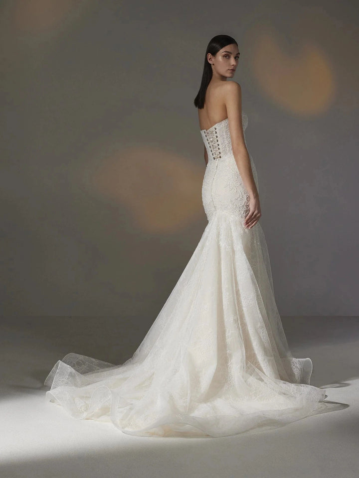 Pronovias Alura - Size 8