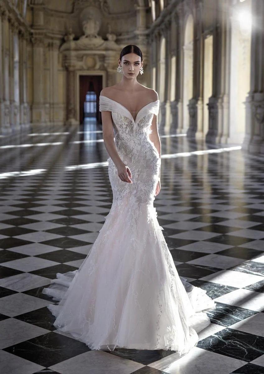 Pronovias Cassandra - Size 12 Luxe Redux Bridal Pronovias Cassandra - Size 12 Luxe Redux Bridal