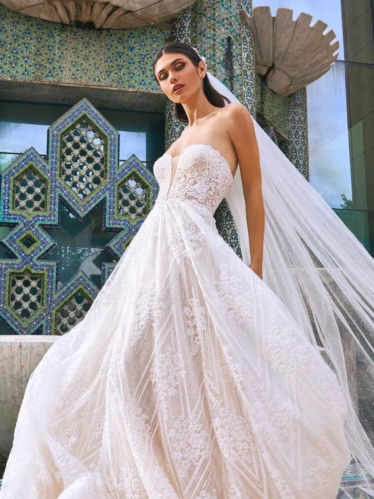 Pronovias Crescent - Size 12