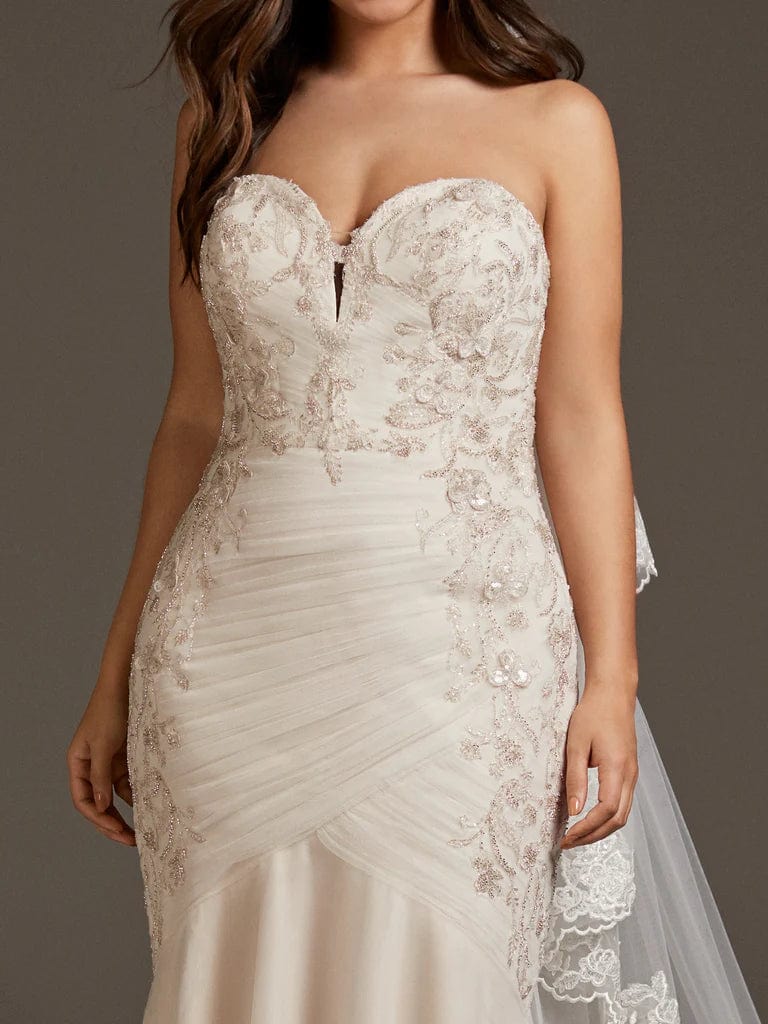 Pronovias Halo - Size 16