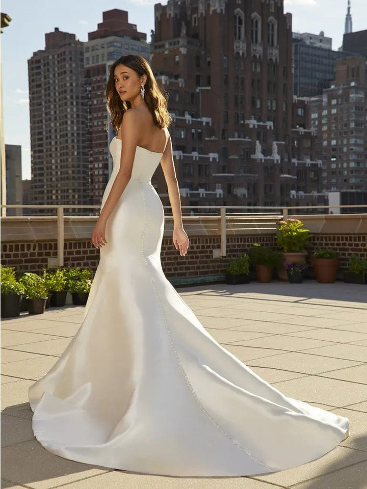 Pronovias Oberon - Size 4