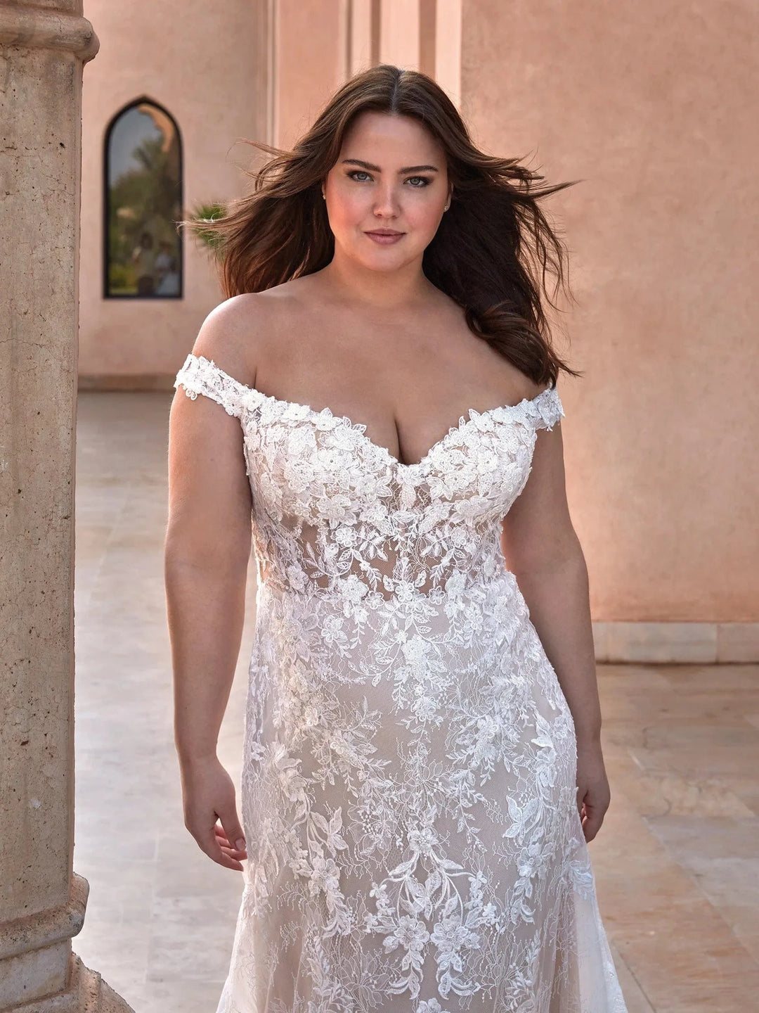Pronovias Phuket - Size 26