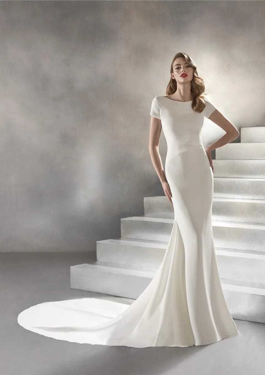 Atelier Pronovias Valeria - Size 12
