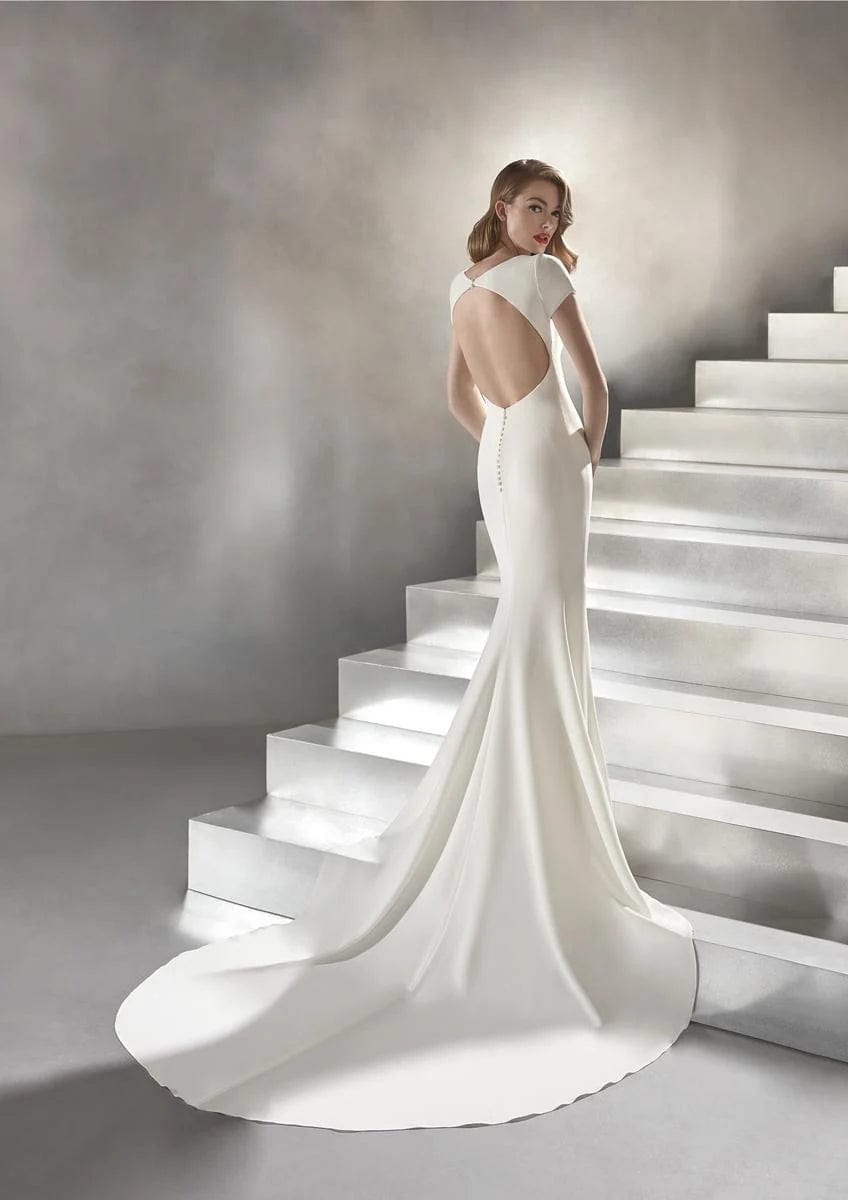Atelier Pronovias Valeria - Size 12