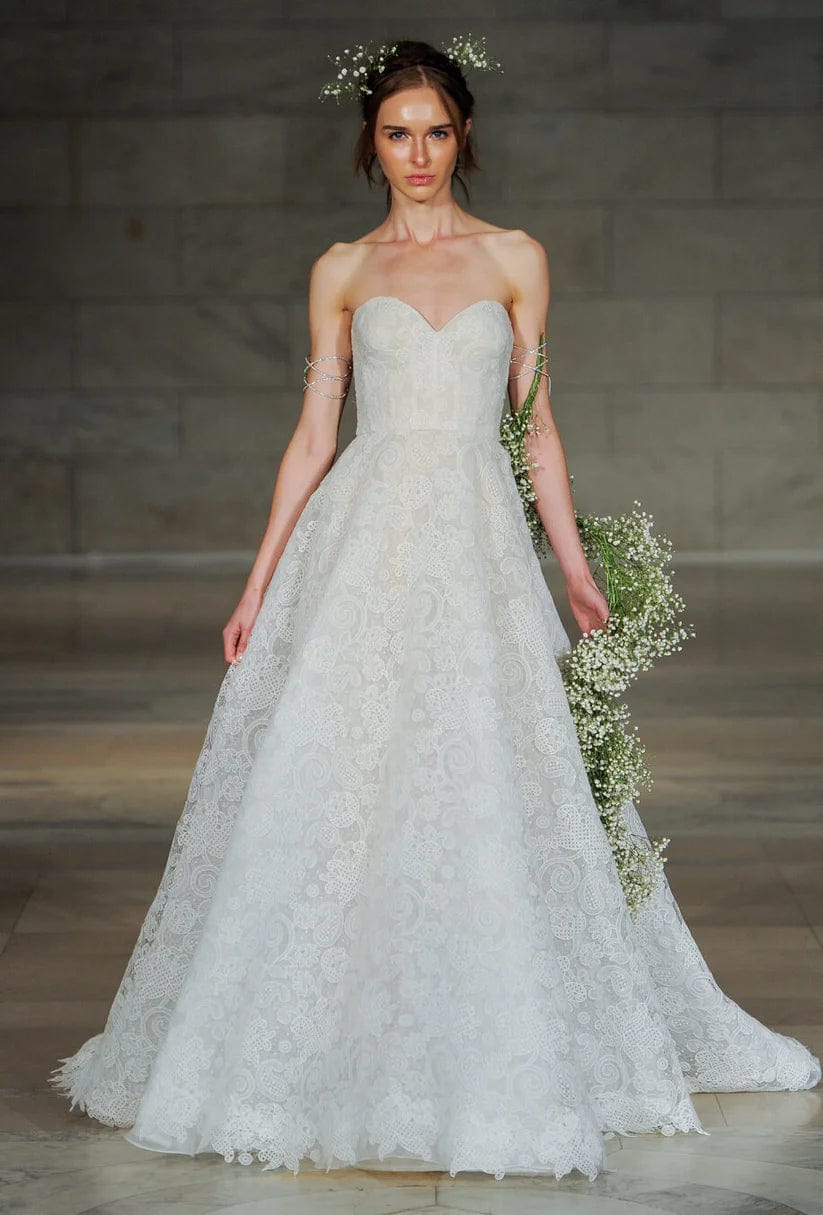 Reem Acra Charm - Size 8 Luxe Redux Bridal Reem Acra Charm - Size 8 Luxe Redux Bridal